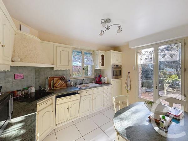 Maison à vendre  8 pièces - 362 m2 MONTSURS ST CENERE - 53