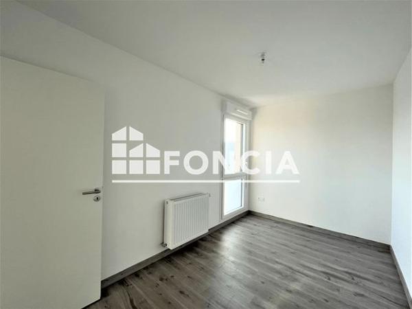 Location Appartement 4 pièces 77.47 m² - 55 RUE YOURI GAGARINE Villejuif 94800