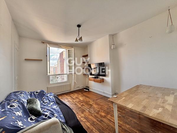 PORTE MONTMARTRE/GARIBALDI - 3 PIÈCES - 49,70 M² - CAVE