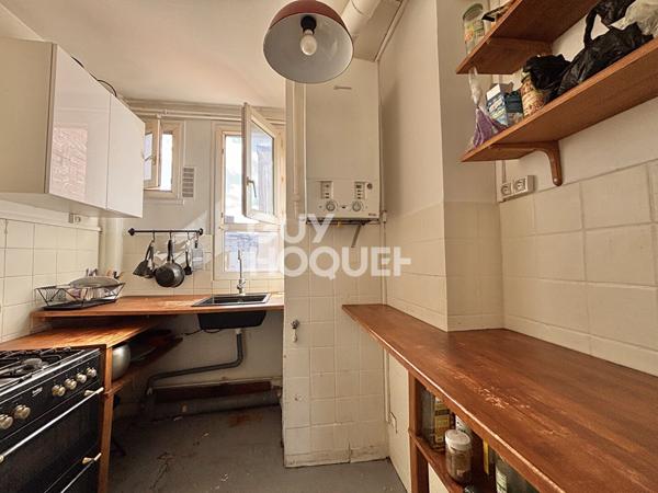 PORTE MONTMARTRE/GARIBALDI - 3 PIÈCES - 49,70 M² - CAVE