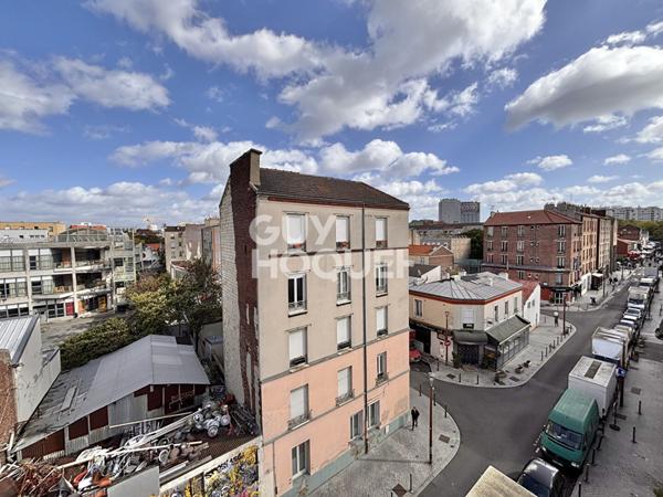 PORTE MONTMARTRE/GARIBALDI - 3 PIÈCES - 49,70 M² - CAVE