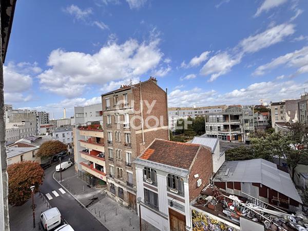 PORTE MONTMARTRE/GARIBALDI - 3 PIÈCES - 49,70 M² - CAVE