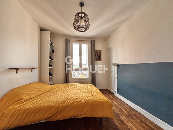 PORTE MONTMARTRE/GARIBALDI - 3 PIÈCES - 49,70 M² - CAVE