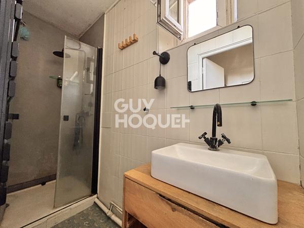 PORTE MONTMARTRE/GARIBALDI - 3 PIÈCES - 49,70 M² - CAVE