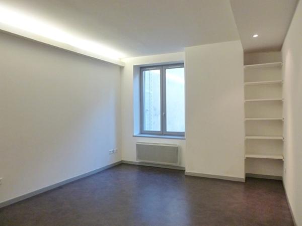 Location 1 Pieces 22 54000 Nancy 5372