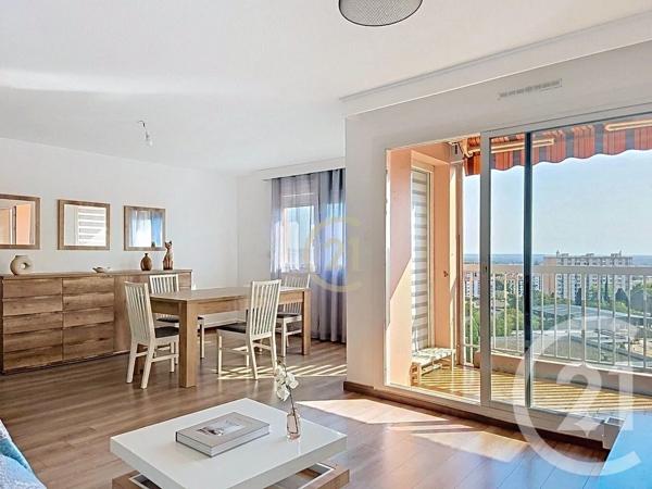 Appartement F5 à vendre  5 pièces - 70,35 m 2   SALON DE PROVENCE  - 13