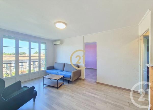 Appartement F5 à vendre  5 pièces - 70,35 m 2   SALON DE PROVENCE  - 13