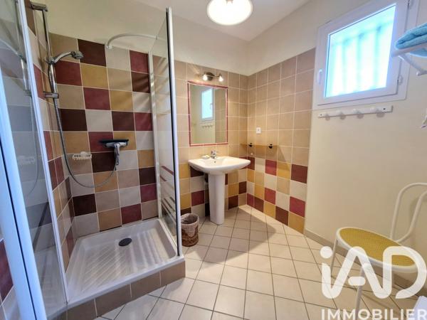 Maison à vendre 8 pièces 191 m² Chatuzange-le-Goubet