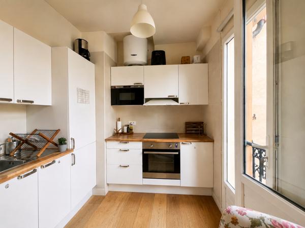 Appartement
         2 pièces
        - 35 m² Exclusivité 230 000 € *