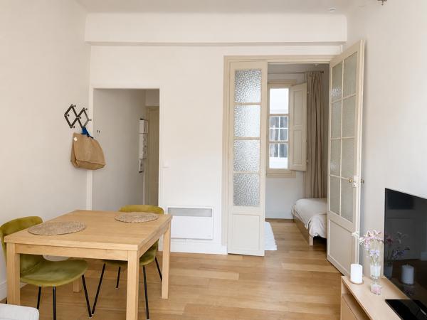 Appartement
         2 pièces
        - 35 m² Exclusivité 230 000 € *