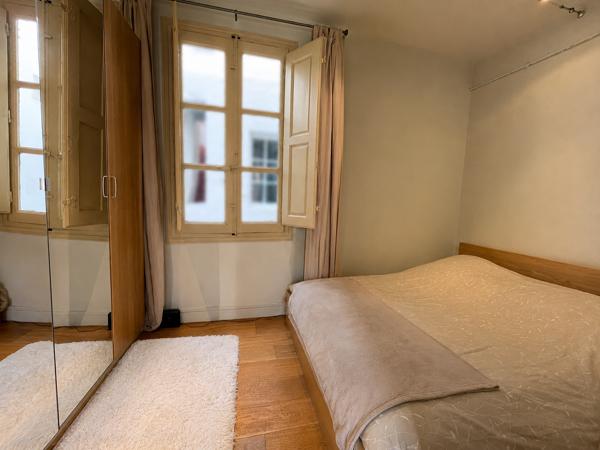 Appartement
         2 pièces
        - 35 m² Exclusivité 230 000 € *