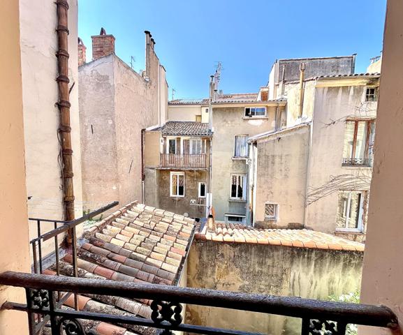 Appartement
         2 pièces
        - 35 m² Exclusivité 230 000 € *