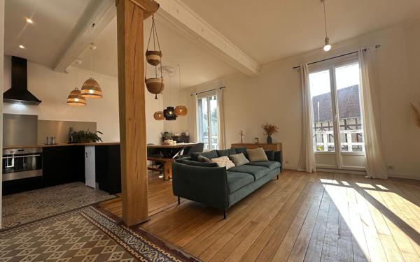 Maison à vendre    4 pièces • 89,57 m2 Les Mureaux