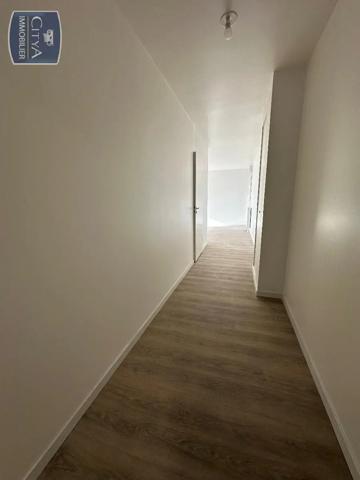 Appartement à louer 3 pièces 76.26m² Caen (14000)