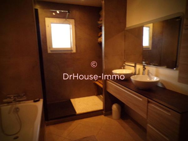 Maison à vendre 6 pièces de 179 m²