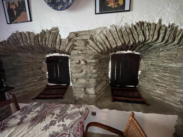 MAS, MAISON AUTHENTIQUE EN PIERRES DE SCHISTE