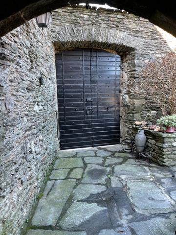 MAS, MAISON AUTHENTIQUE EN PIERRES DE SCHISTE