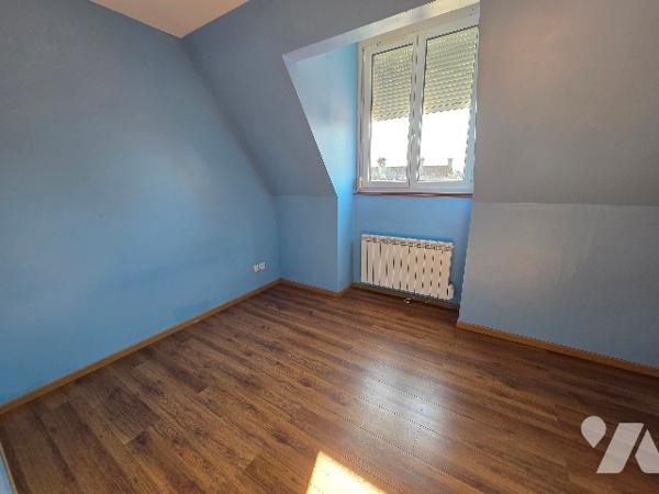 VENTE YVETOT, appartement  de 68.03 m², un séjour/salon, 2 chambres, 1 bureau.
