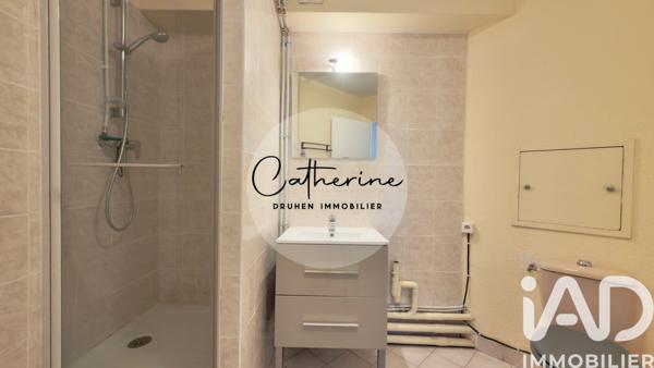 Location studio 37,1 m² Hyères