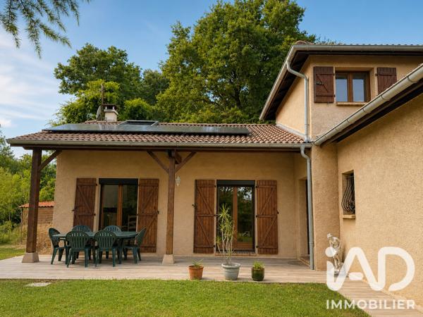 Maison (prestige) à vendre 10 pièces 176 m² Chassieu