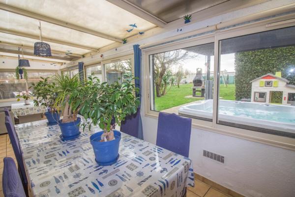 GRANDE MAISON FAMILIALE A YVES LES BOUCHOLEURS, PROCHE CHATELAILLON-PLAGE