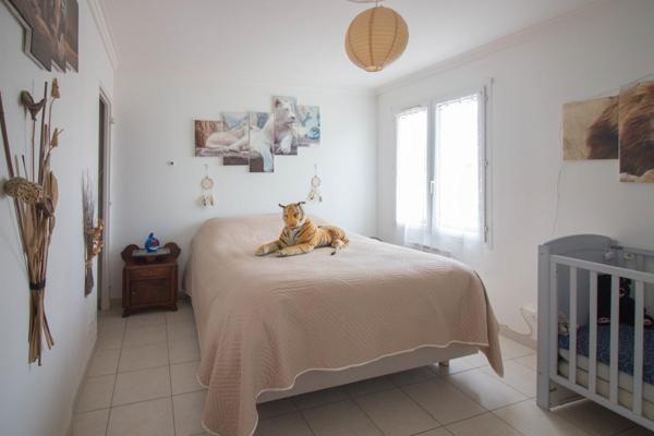 GRANDE MAISON FAMILIALE A YVES LES BOUCHOLEURS, PROCHE CHATELAILLON-PLAGE