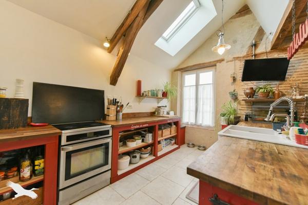 Maison à vendre |  Saint-Claude-de-Diray |  6 pièces | 192 m²