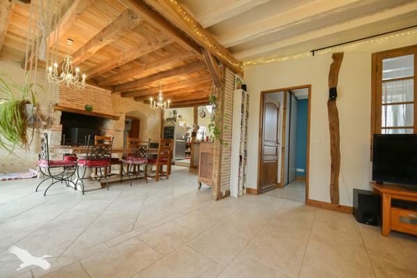 Maison à vendre |  Saint-Claude-de-Diray |  6 pièces | 192 m²