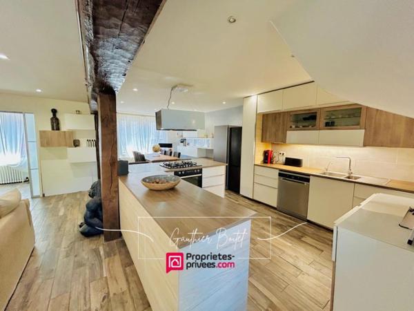 Maison de caractère rénovée - Centre de Rozay-en-Brie 8 pièce(s) 6 chambres 167 m2