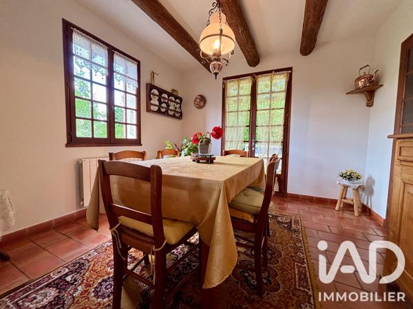 Maison à vendre 4 pièces 97 m² Saint-Saturnin-lès-Avignon