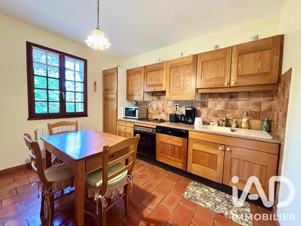 Maison à vendre 4 pièces 97 m² Saint-Saturnin-lès-Avignon