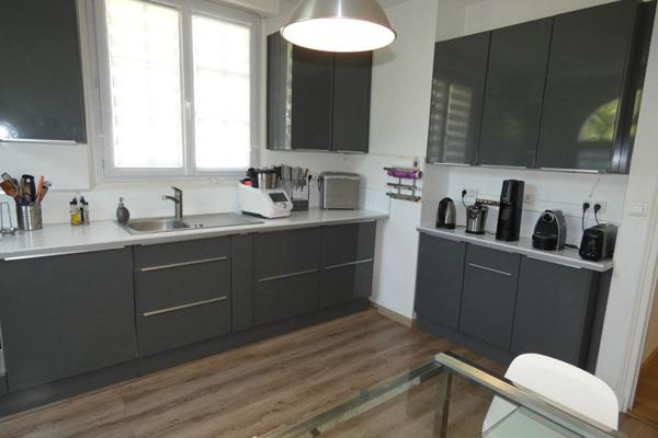 Belle maison 5 chambres - parfait état - proche commerces et écoles à pied
