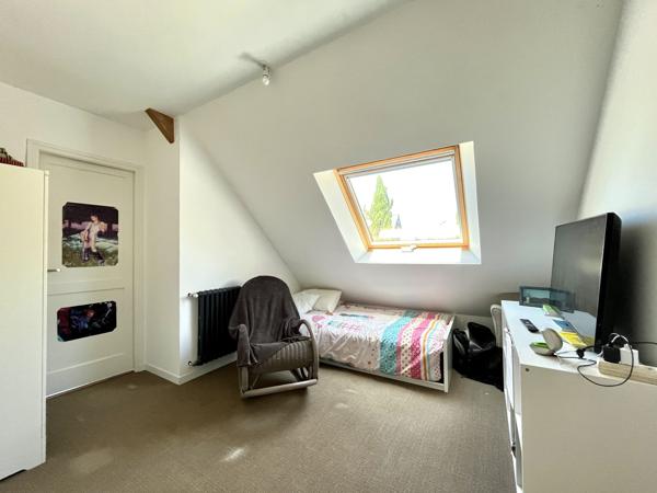 Maison régionale rénovée sur 584 m² de terrain
