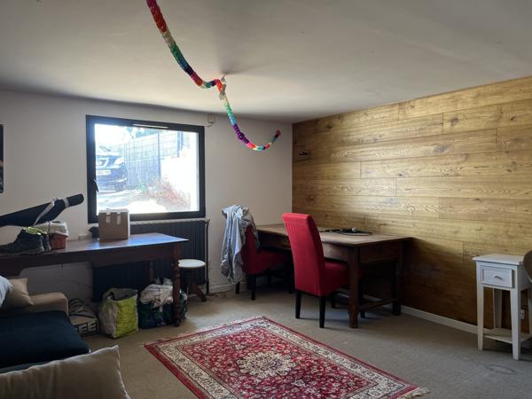 Maison régionale rénovée sur 584 m² de terrain