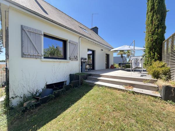 Maison régionale rénovée sur 584 m² de terrain