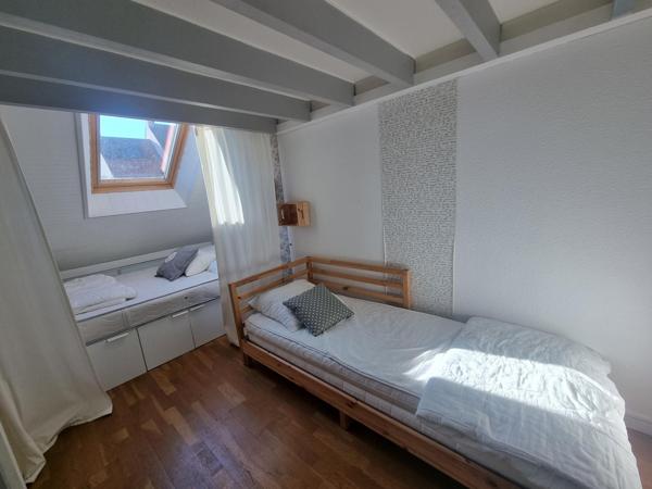 jolie maisonnette avec plage et commerces à pied