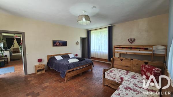 Maison à vendre 9 pièces 460 m² Sallanches