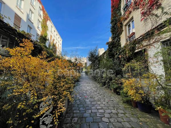 Dpt Paris (75), PARIS 11ème Arrt - Impasse privée quartier Popincourt - Appartement ancien à rénover - 2 pièces - 36 m2