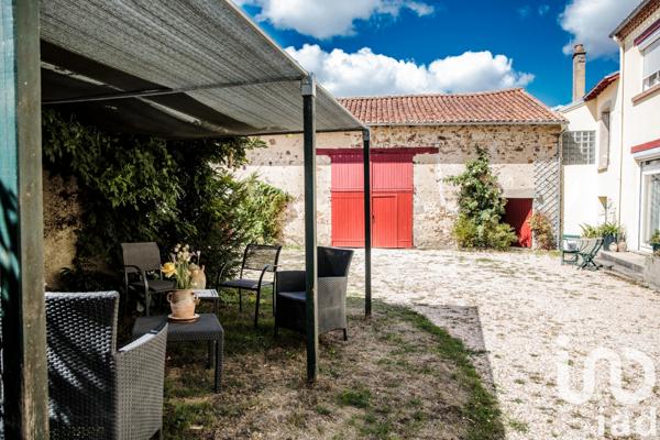 Maison à vendre 8 pièces 248 m² Le Dorat