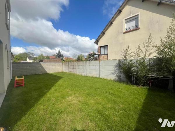 Pavillon récent de 2020, de type 5 pièces, d'une superficie de 91.25 m², édifié sur un terrain de 29