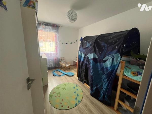 Pavillon récent de 2020, de type 5 pièces, d'une superficie de 91.25 m², édifié sur un terrain de 29