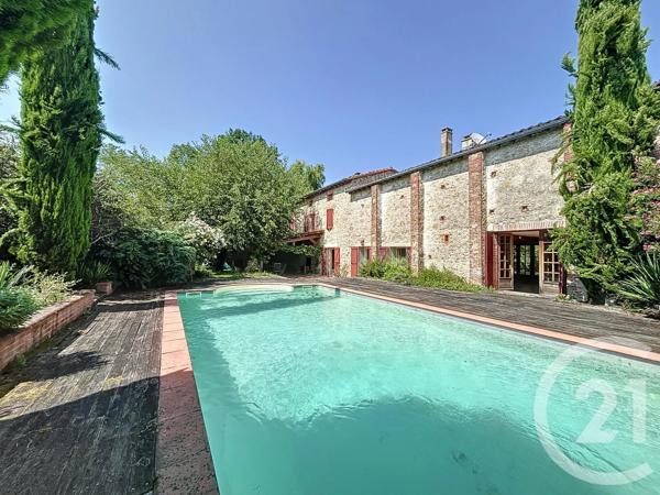 Maison à vendre  10 pièces - 390 m 2   LAVAUR  - 81