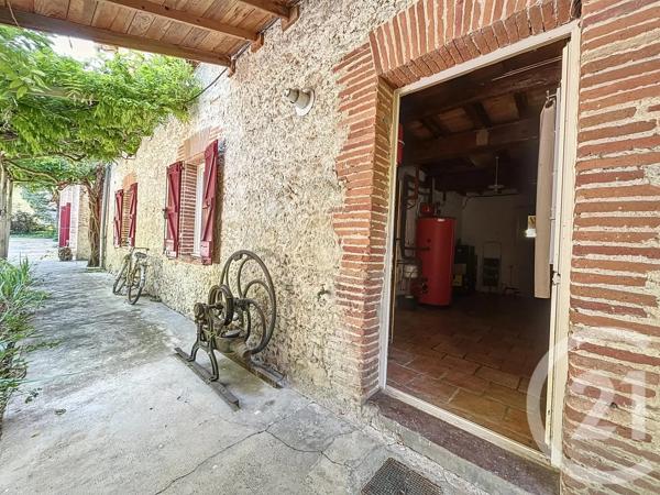 Maison à vendre  10 pièces - 390 m 2   LAVAUR  - 81