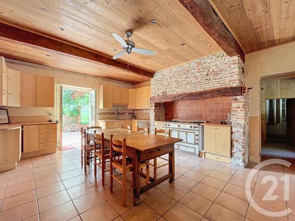 Maison à vendre  10 pièces - 390 m 2   LAVAUR  - 81