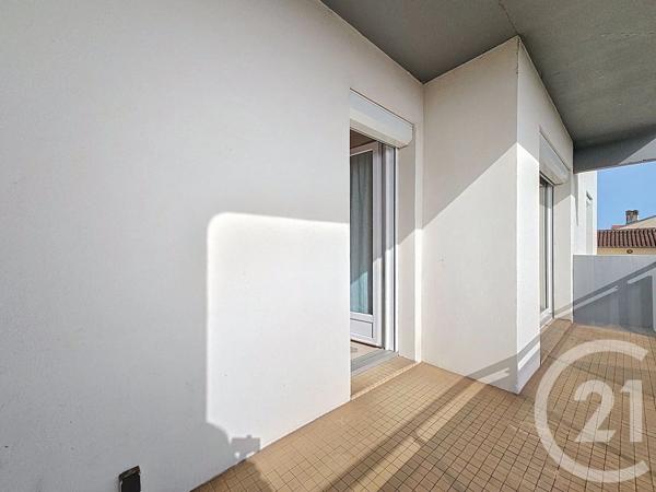 Appartement T4 à vendre  4 pièces - 102,66 m 2   MONTAUBAN  - 82