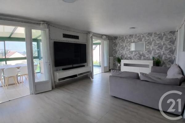 Maison à vendre  6 pièces - 146 m 2   NERIS LES BAINS  - 03
