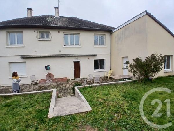 Maison à vendre  6 pièces - 146 m 2   NERIS LES BAINS  - 03