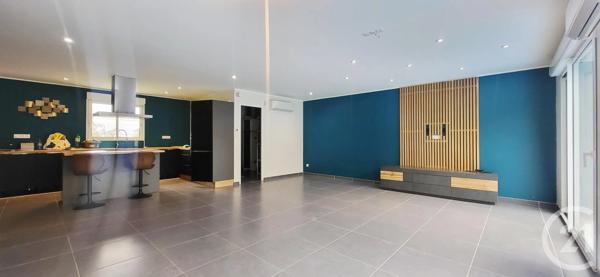 Maison à vendre  6 pièces - 146 m 2   NERIS LES BAINS  - 03