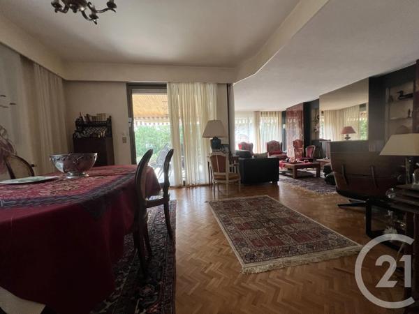 Maison à vendre  6 pièces - 146 m 2   NERIS LES BAINS  - 03