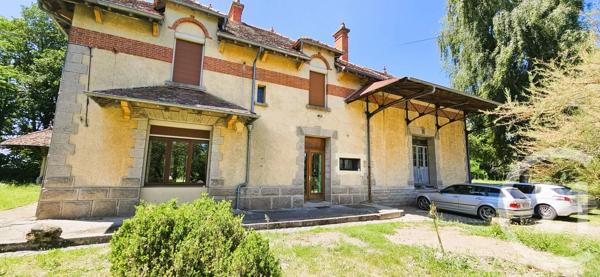 Maison à vendre  6 pièces - 146 m 2   NERIS LES BAINS  - 03